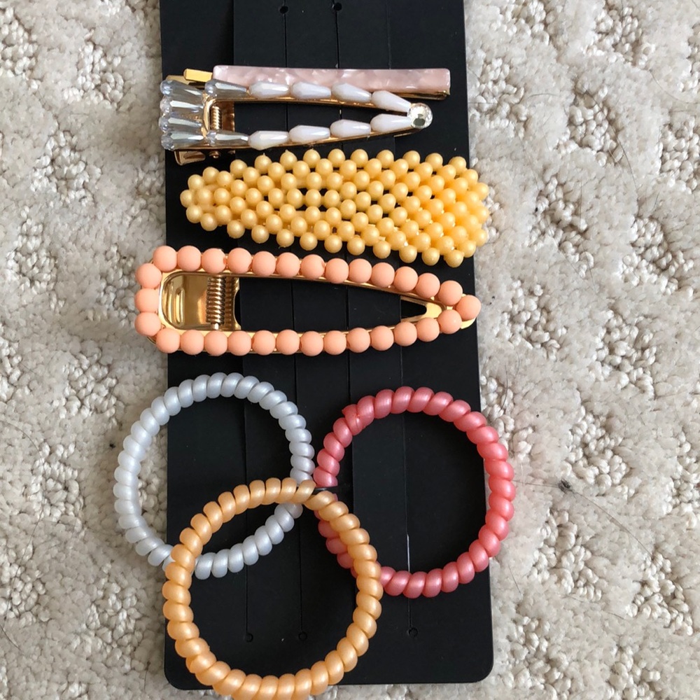 Hair accessories
